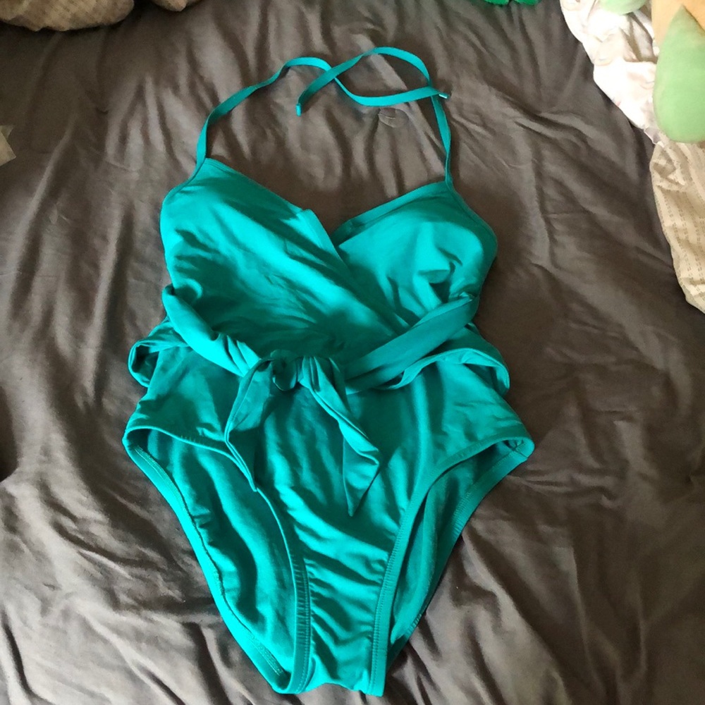 Women’s one piece swimsuit